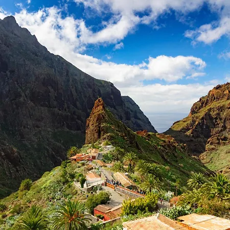 Eden Coastal Retreat